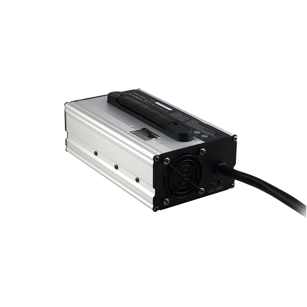 Fast Ev Charger - Cargador Rápido DL900 LiFePO4 48V 15A